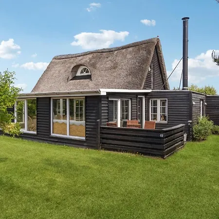 Nyaraló Stunning In With 2 Bedrooms Frederikshavn