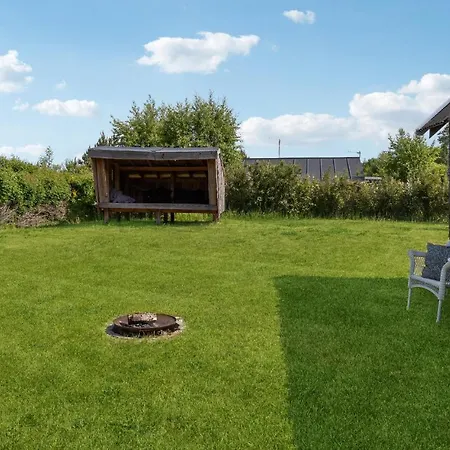 Stunning In With 2 Bedrooms * Frederikshavn
